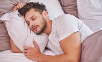 Weekend Sleep Pattern Recovery: Getting Back on Track Sunday Night 